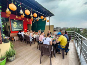 Friends Guest House & Hostel- near TAJ MAHAL